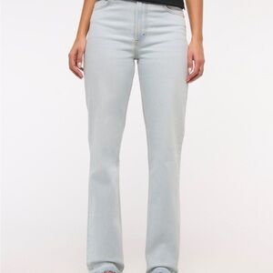 Ultra High Rise 90s Straight Jean